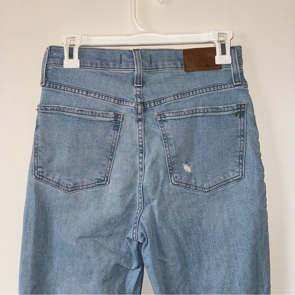 Madewell The Perfect Vintage Straight Jean in Danby Wash: Knee-Rip Edition 26 - Picture 6 of 8
